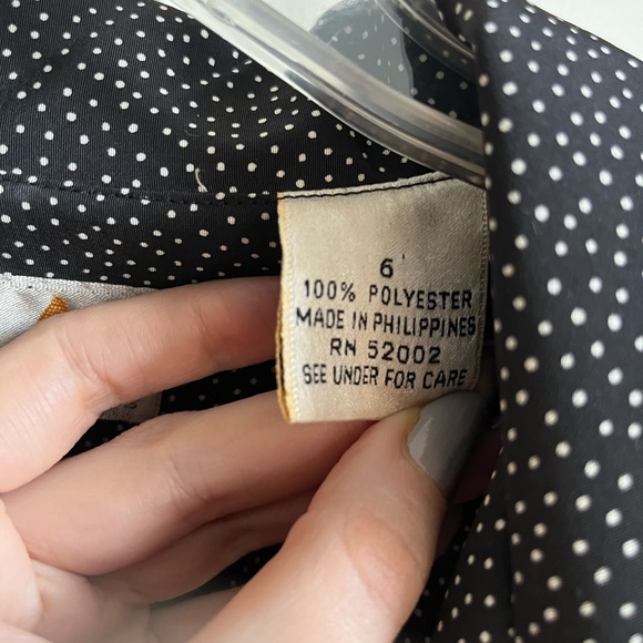 Vintage 90s Liz Claiborne Black and White Dotted Long Sleeve Jumpsuit with Belt - Picture 8 of 16